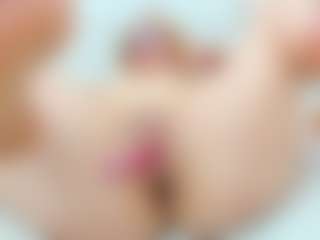 Live cam show with Maddy-Cartter - Brown Eyes Mature on SinfulBabes