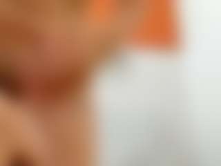 Live cam show with Maddy-Cartter - Skinny MILF on madthumbs