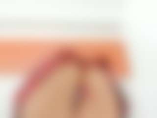 Live cam show with Maddy-Cartter - Blonde Hair MILF on CamwithHer