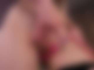 Live cam show with Emily - Living Room on Camsoda