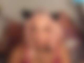 edenlamora's Live Sex Cam Show