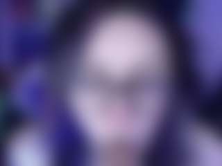 Live cam show with Kim Lennox - Goth on Stripli.com