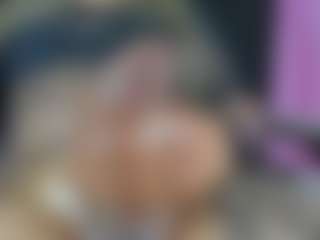 BombomGill's Live Sex Cam Show