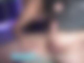 Live cam show with KittyandBrian - Red Hair on xplaylive.com