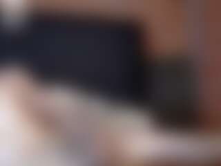 Live cam show with MiluHarper - Spanish on xplaylive.com | colombia