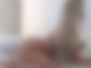 Live cam show with XoxP0ck3tR0cketxoX - Snowbunny on livesexfox.com
