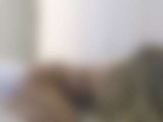 Live cam show with XoxP0ck3tR0cketxoX - Fingerass on friskycurves.com