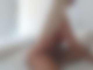 XoxP0ck3tR0cketxoX's Live Sex Cam Show