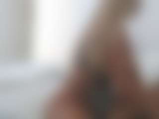 XoxP0ck3tR0cketxoX's Live Sex Cam Show