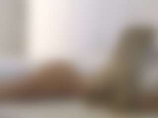 Live cam show with XoxP0ck3tR0cketxoX - Toes on Milfs Live
