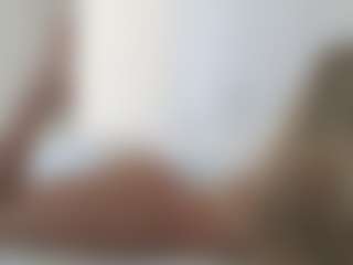 Live cam show with XoxP0ck3tR0cketxoX - Toes on Hubzter Live