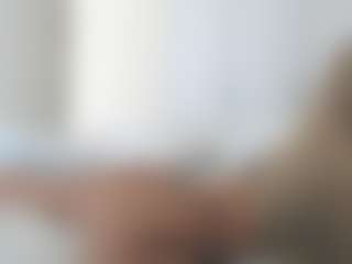 XoxP0ck3tR0cketxoX's Live Sex Cam Show