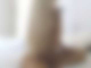 XoxP0ck3tR0cketxoX's Live Sex Cam Show