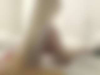 XoxP0ck3tR0cketxoX's Live Sex Cam Show