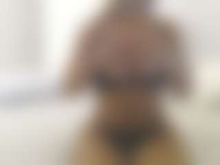 Live cam show with XoxP0ck3tR0cketxoX - Long Hair on Cam Slut