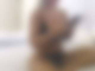 Live cam show with XoxP0ck3tR0cketxoX - Rub on Milfs Live