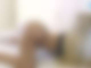 Live cam show with XoxP0ck3tR0cketxoX - Shake on Mixed Magazine Live