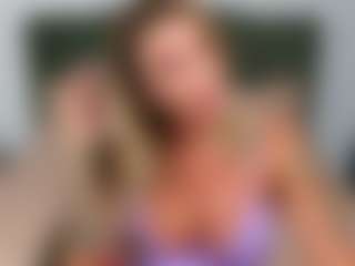 Live cam show with Nicole2naya - Brown Hair on madthumbs