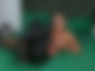 Live cam show with Nicole2naya - Spank on Pornisteam.com