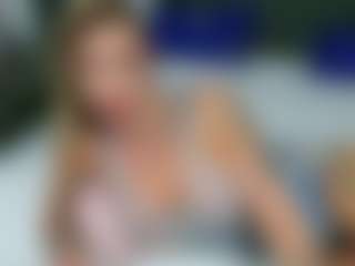 Live cam show with Nicole2naya - Blonde Hair on liverealitysex.com