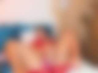 Sally-Rosses's Live Sex Cam Show