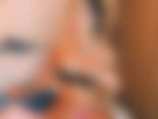 Live cam show with Sally-Rosses - Brown Hair on Camsoda