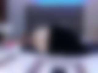 Live cam show with SusannRoss - Facial on Mixed Magazine Live