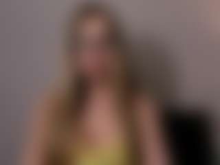 AriaGntle's Live Sex Cam Show