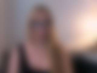AriaGntle's Live Sex Cam Show