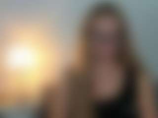 AriaGntle's Live Sex Cam Show