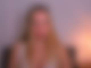AriaGntle's Live Sex Cam Show