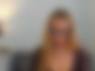 AriaGntle's Live Sex Cam Show