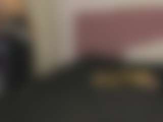 BlindingLightss's Live Sex Cam Show