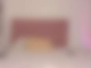 BlindingLightss's Live Sex Cam Show