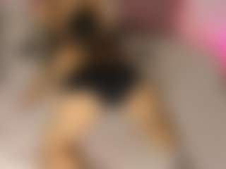 BlindingLightss's Live Sex Cam Show