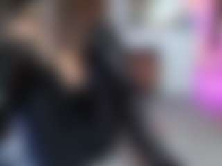 allesya23's Live Sex Cam Show