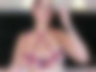 LiaTink's Live Sex Cam Show