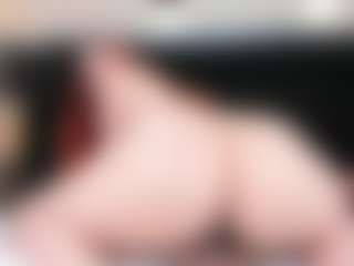 LiaTink's Live Sex Cam Show