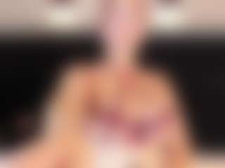 LiaTink's Live Sex Cam Show