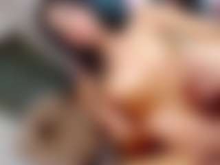 sexy_girlts's Live Sex Cam Show