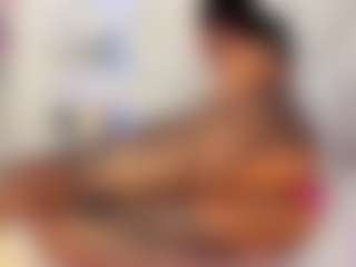 Cute-enderlyn21's Live Sex Cam Show
