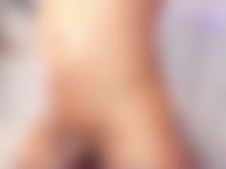 Cute-enderlyn21's Live Sex Cam Show