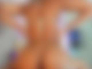Live cam show with Cute-enderlyn21 - Latina on StripNow | colombia
