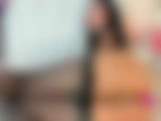 Live cam show with Cute-enderlyn21 - HD on Camsoda