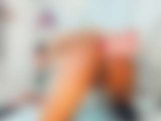 Cute-enderlyn21's Live Sex Cam Show