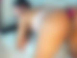 Live-Cam-Show mit Cute-enderlyn21 - Spank auf Camsoda