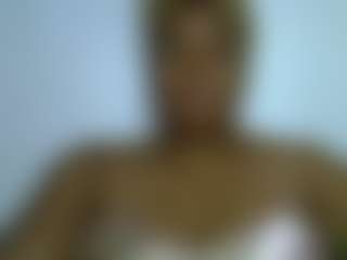 Live cam show with Lady Noire - Black Middle Aged on Cam Slut