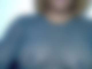 Live cam show with Lady Noire - Middle Aged on justonemore.cc