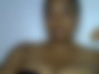 Live cam show with Lady Noire - Bdsm on Latina Girls