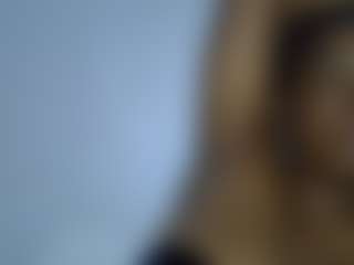 Live cam show with Lady Noire - Big Clit on boobsie.com